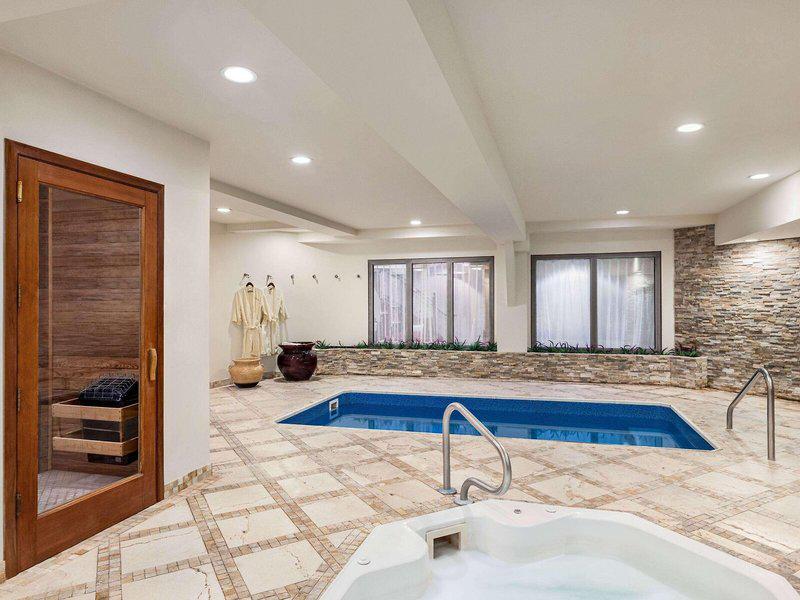 2D86D34E782AC1AEAA0318444126912D