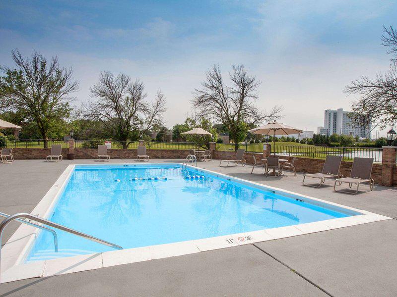 1A8C0A665A06510160859359CCB7B964