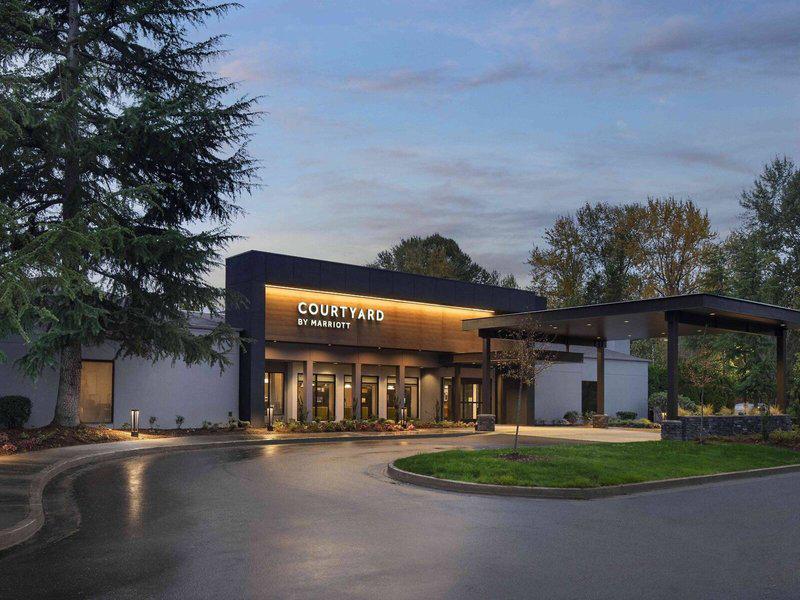 8ED3B545FC41C2FF8B61E00C7993269C