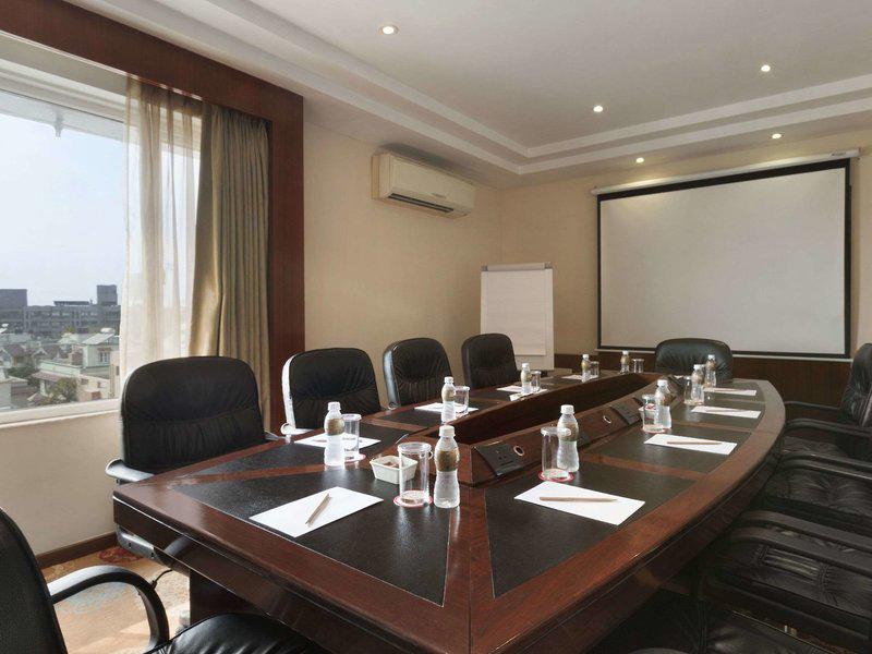 B3B89D70CBB2BB30F32E065C683D8B57