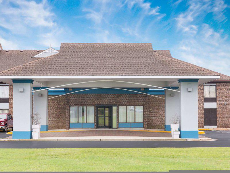 47DE999F55B73452250A6BB61B30186E