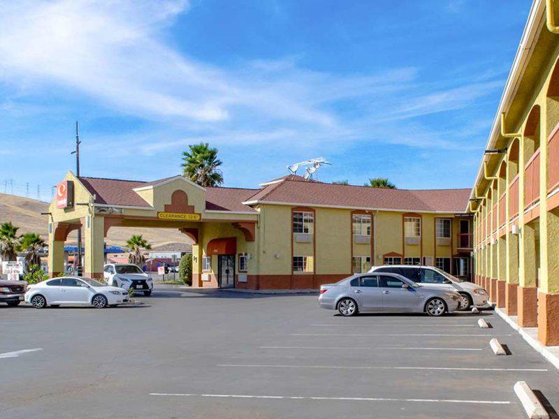 F8CF168FB8BD0D24D91EC97188115844