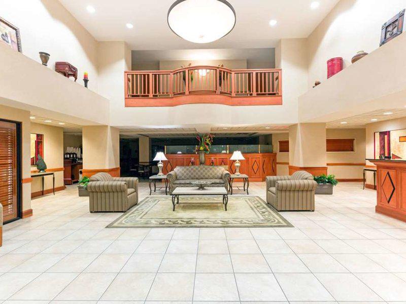 3842736D550D40BCA2C34C2CB821EA1C