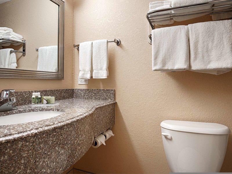 E7BD9101B337131C90F95885AB62FA78