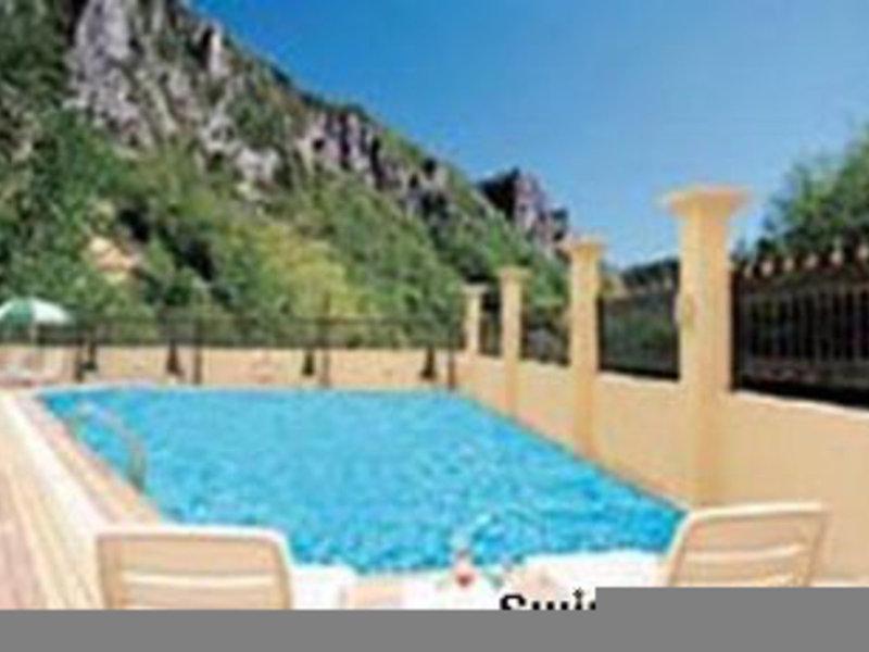 DC776536C8B9BEF22D556ACBC292C870