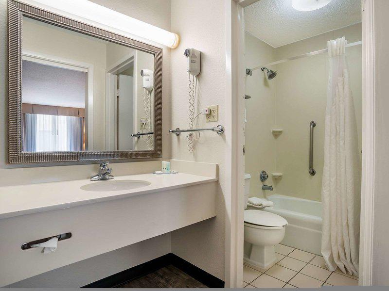 4883B2E559415C2C1AD05142F0C42E7F