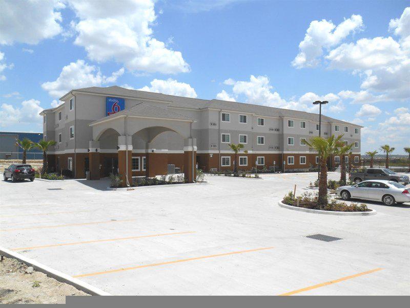 87FEAD2741EBF6B4EE9166943D45AD75