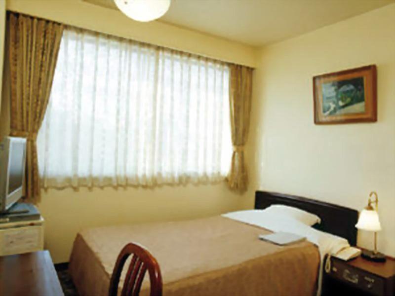 6C07F496C59BEFF408C861A492581D1D