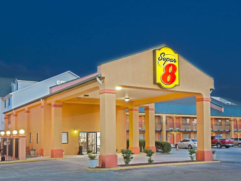 48ADD3FA7918D0FAB9A6B362F8E9A37F