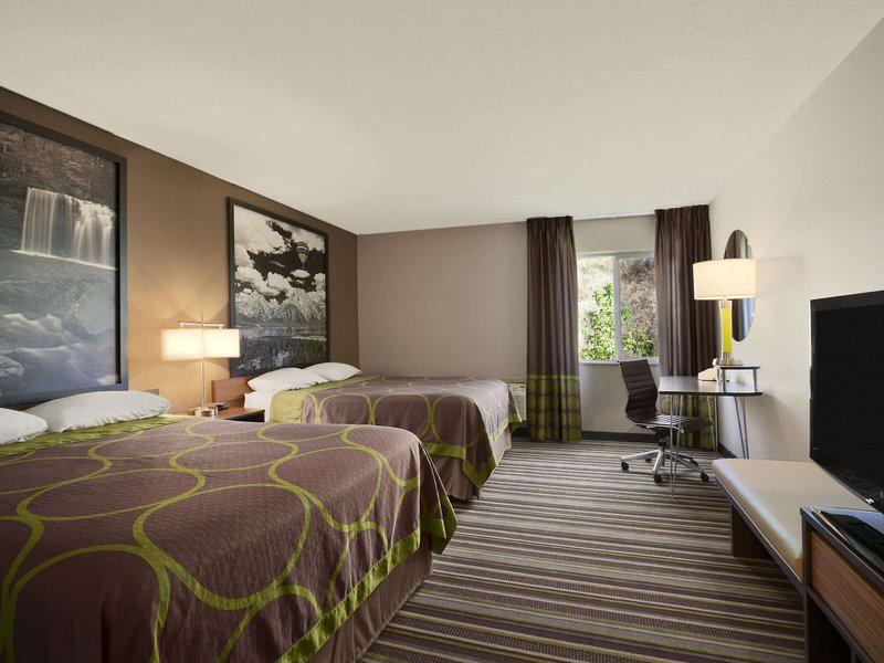 E2288EFD9ED93DA0899121F668D6D128