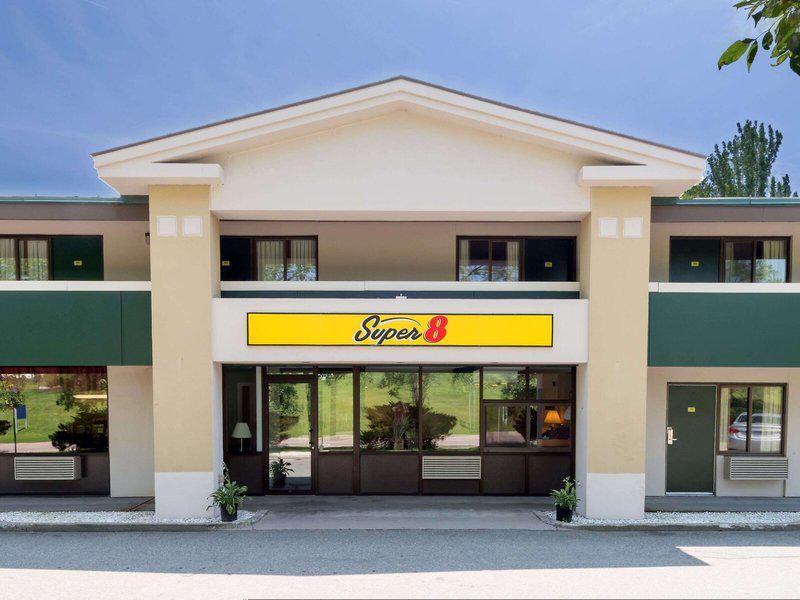 0496EF861AD2C7AE71103F4E3C5D6AB6