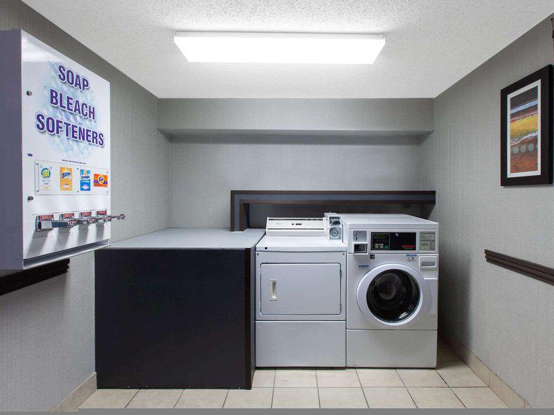 C809AEC447AB8F3CA6FC3D9E94C41F2F