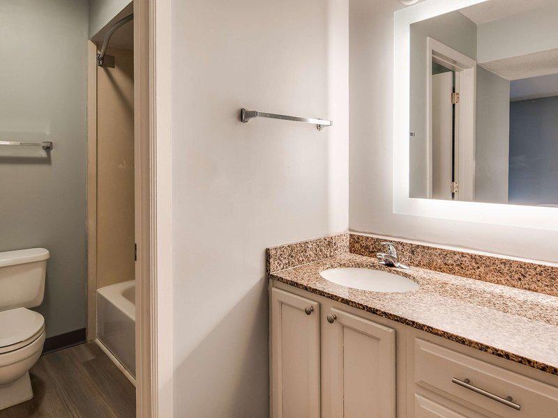 ACB3698411427D9FF4180F04CC240FD3