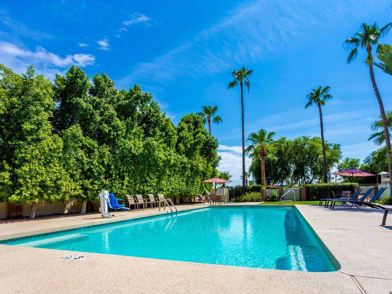 BAD63AE232CDAB301ED5EAA42ED376F9