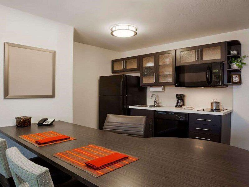 A01A65BD961DD372E1A17FD1BFB176A4