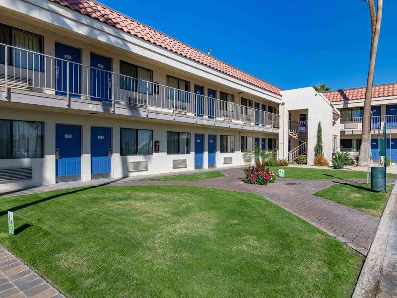 41E01398973414A063FCE40D68F09E4D