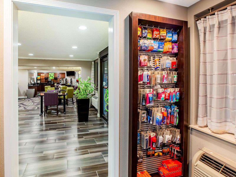 784AAD8E34663C39A468B7D04B4C1AF4