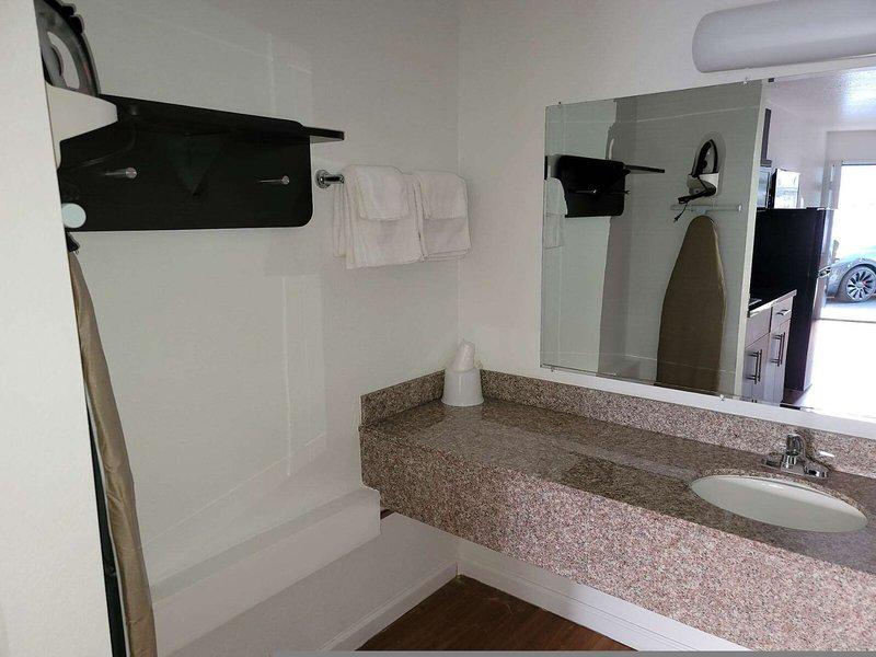 A66CF29A3102EB2759D497C5F1ACADBB