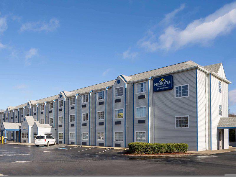 CE2BAB72D98080E2E4B74D3C532BDE7E