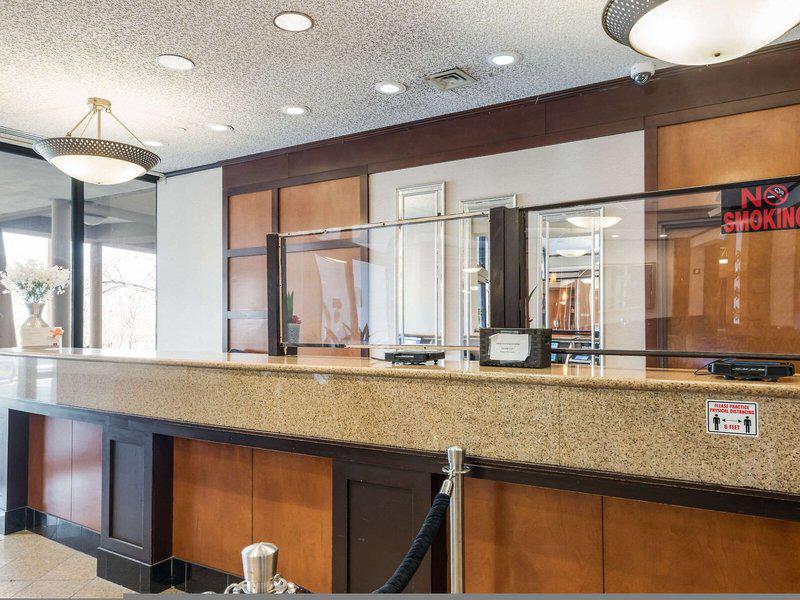 E18B46593F86D7396DC08085A75F1694