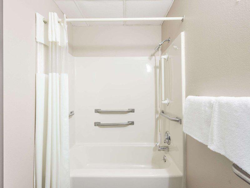 39570B8B60009A001972B547B9D84830