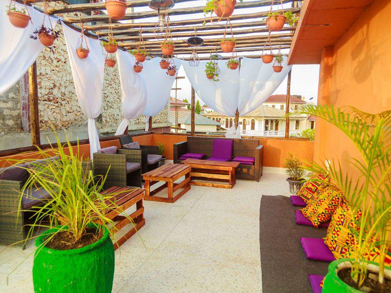 96E87947DC74F59965F32FF036D8B8D6