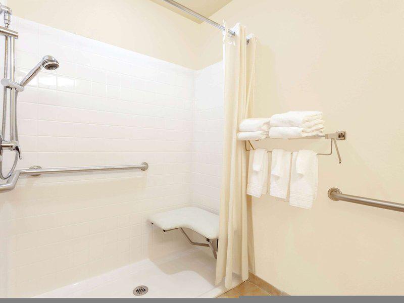 F27117F8CF39192CE34D37FD6799D8FB