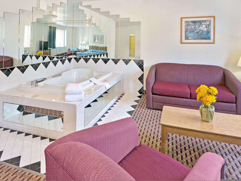 CF088DEF7BFAE62C03893605AD9F275B