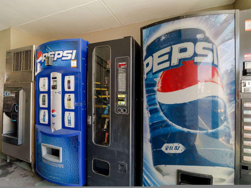 41792BDBA3AD40707876F3C4B452A8C7