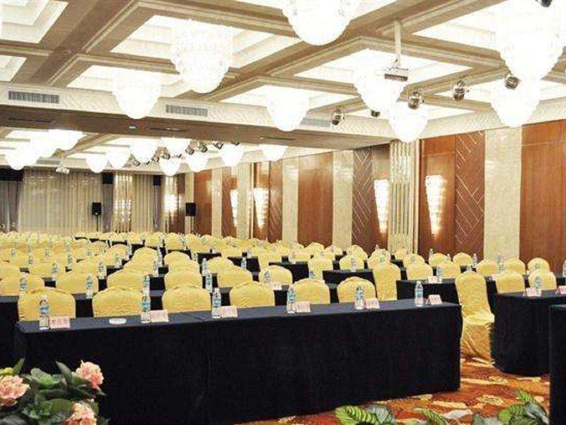 47D2F8F7567A92BCE6C28511C6F8379A