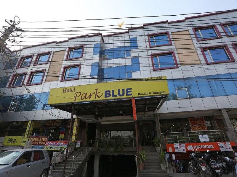 B2412B03594D980F6C3A4108FB9E990C