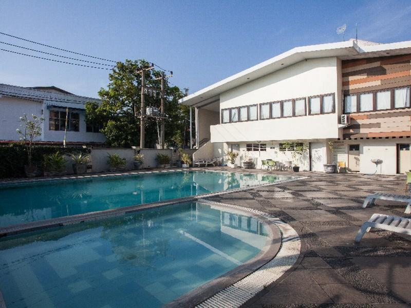 680381BE199C4A6B24DB15454313FC21