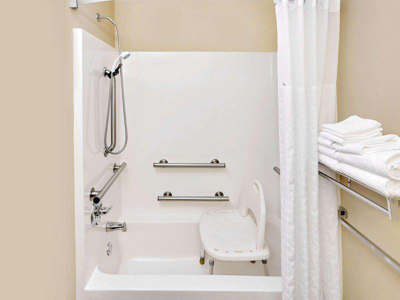 D9F8FB66651D59D2E257CF8AF832B64E