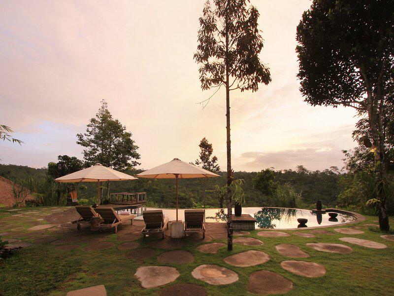 4A91CDB920B0064088EEACD9E810F49E