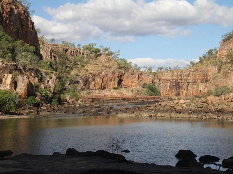 775A7CE0DAF1D436BFC8722D33ABAE63