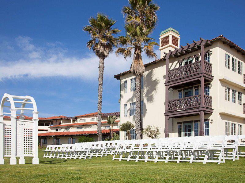 C4B4CF822C57666097A93B37999E1B46