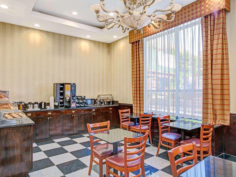 6E7CB7E09CE3986B301BD0DF16BB9353