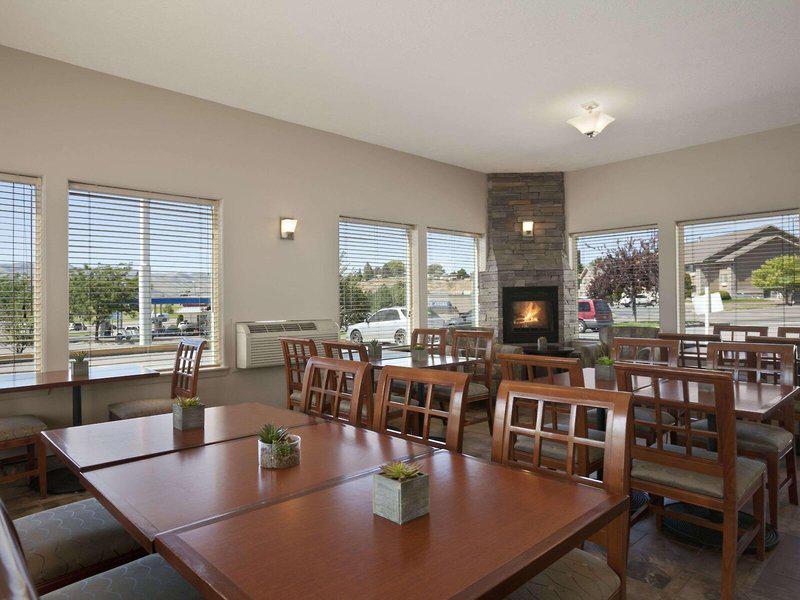 E73C0660320843478F0E6093749F1C88