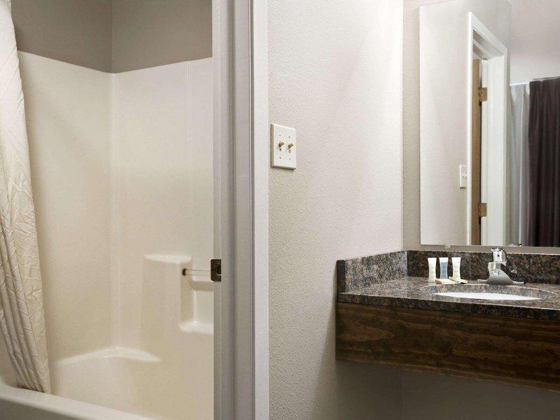 E9806D4A3759495B8C5C5532BDB77717