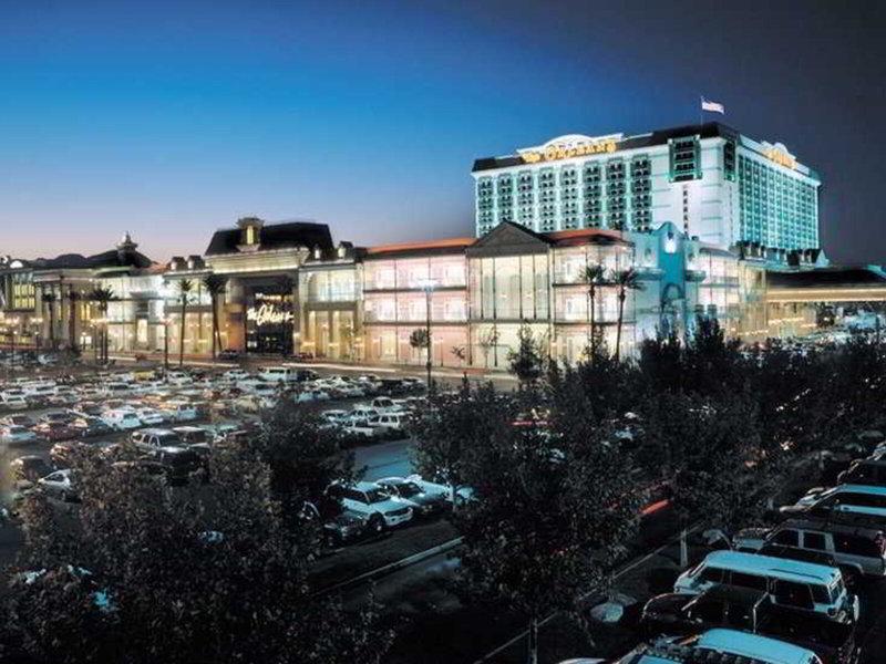 99BD03C4D59F977F579F184D48A1E63C