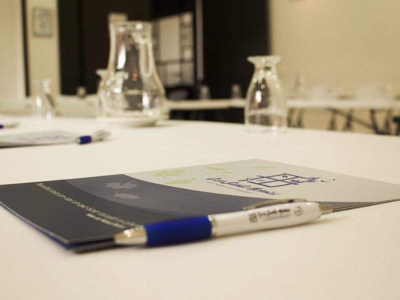 8704E8593028295959DD61D881742560