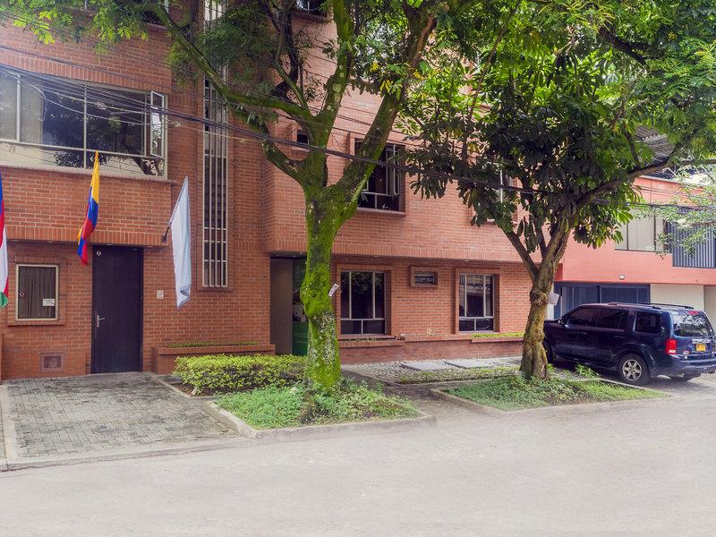 51B6F69E6CAD6FB957E5879CD5BFD0E2