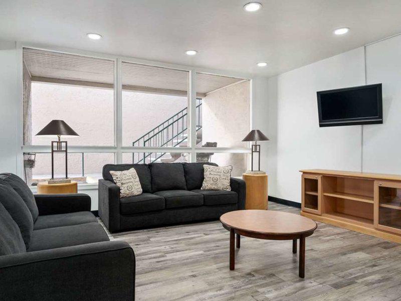 A3A9372E158007FFC19839E46F0CFDAB