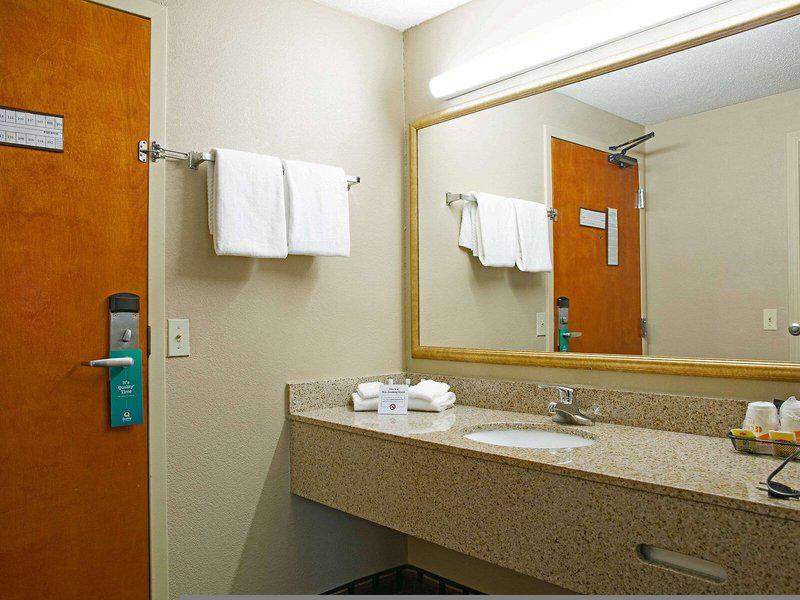 FE9DCC0F719A21DD7EBEA4935F869FFA