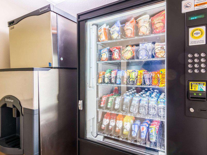 44AA8C5426BEB7AFB94BDD76F3C037B2