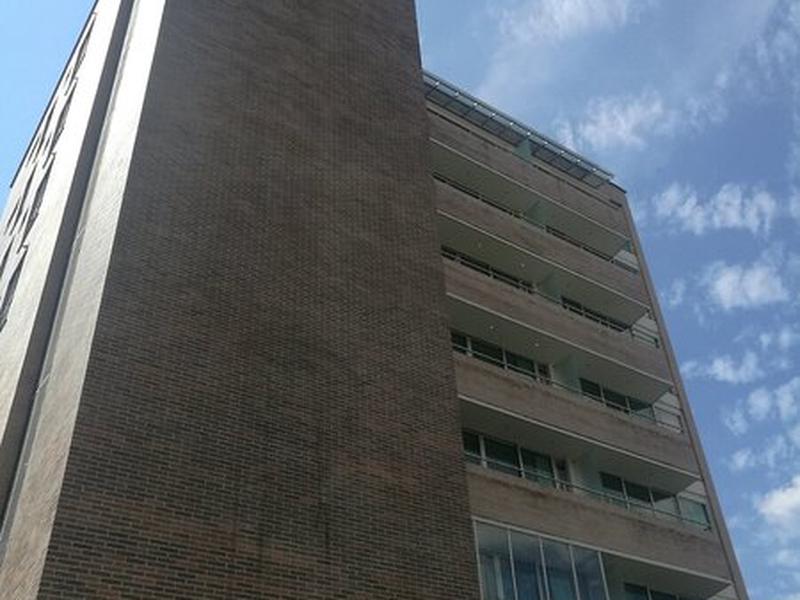 04000DE94933A76059E975766BB6F2B3