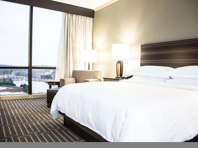 81600EDC86711DEA6643E2483A4E298A