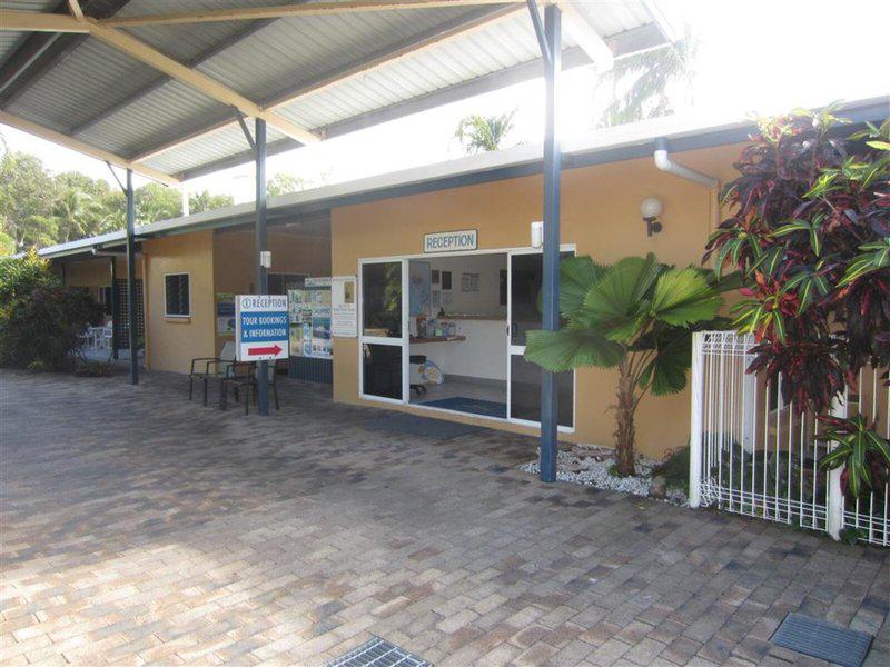 C4ADEF7C3B805A4F18C8ED2082527C22