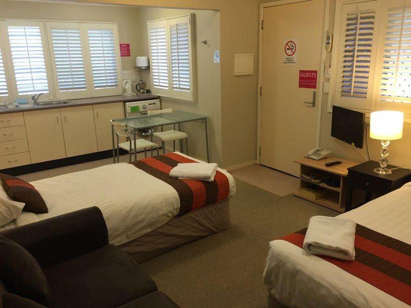 D6D895476FC5D38AAD9BC451BB0446F4