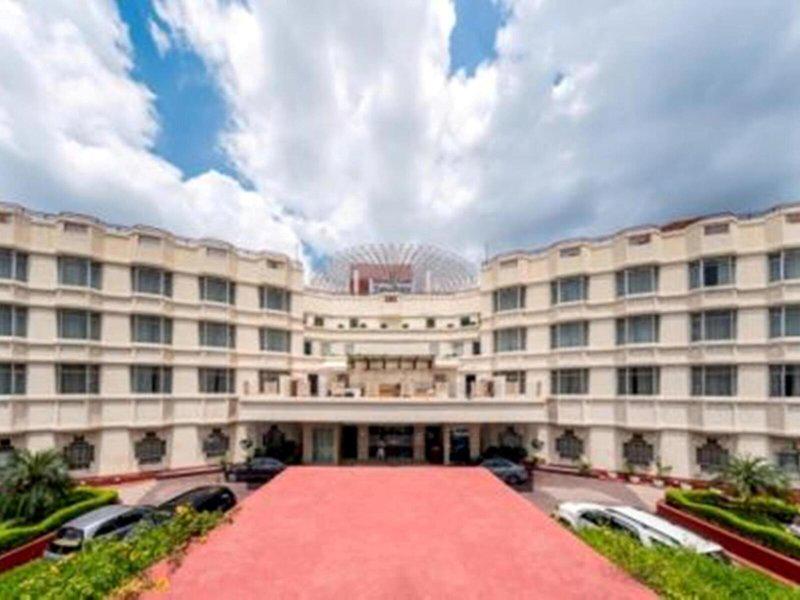 095FC810AE42420778BCD81EE625E22D